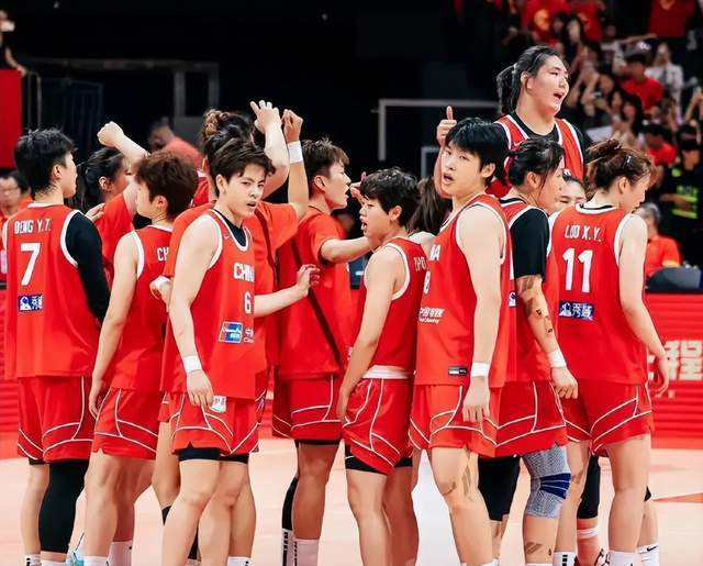 NBA夏联：灰熊7人上双37分狂胜雷霆 探花布泽尔首秀15+4+4