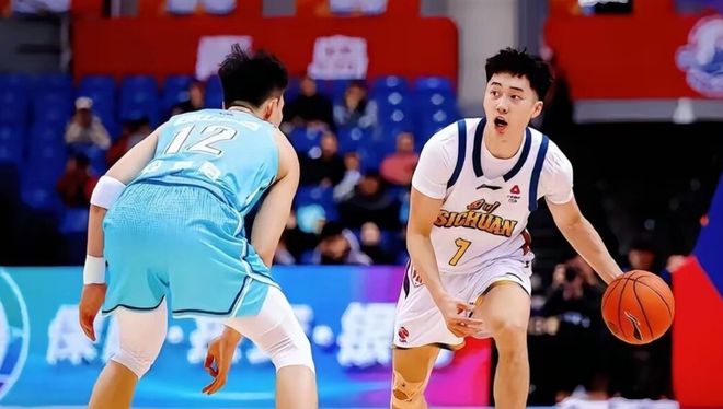 郑钦文温网战大苦主被喊买彩票,王欣瑜不敌大坂网友称确实打不过
