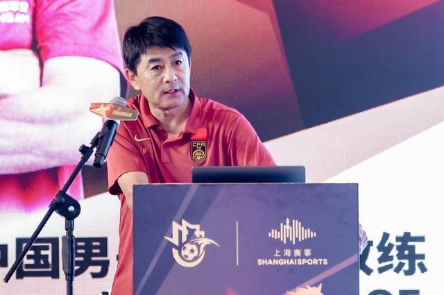记者:库明加拒绝湖人两年2000万报价,寻求2000万年薪合同