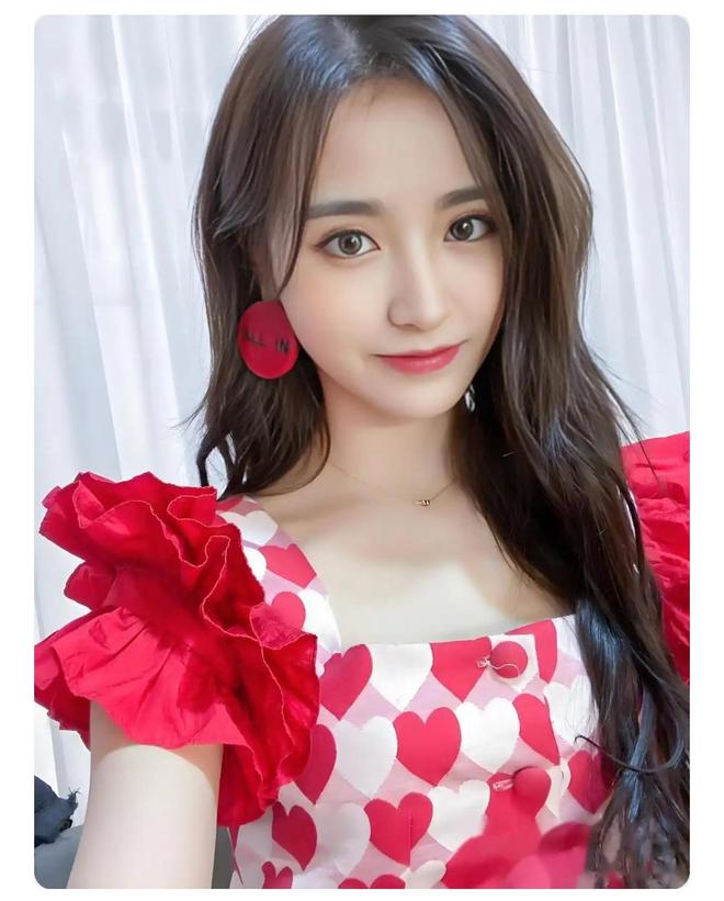 锐评赫瓦林斯卡进四强:那些为郑钦文出局而委屈的可以停止抱怨了