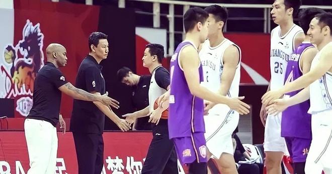 铀为什么会衰变？铀不停地衰变，为何在45.5亿年后地球上还有铀？