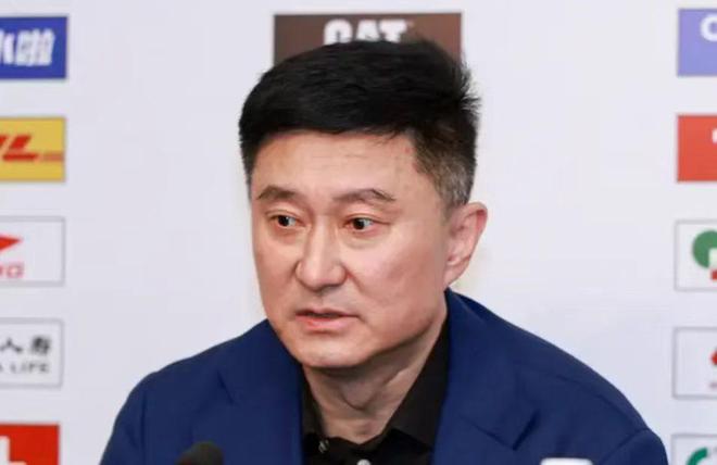 13连败的大威,该不该再拿外卡?