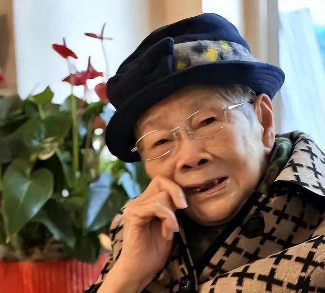 巴西疲惫不堪,开场非常被动,摩洛哥第21分钟进球,巴西无路可退