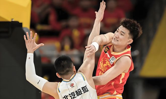 四大旅美主力全部离队!郭士强重建男篮国家队,徐昕去向正式曝光