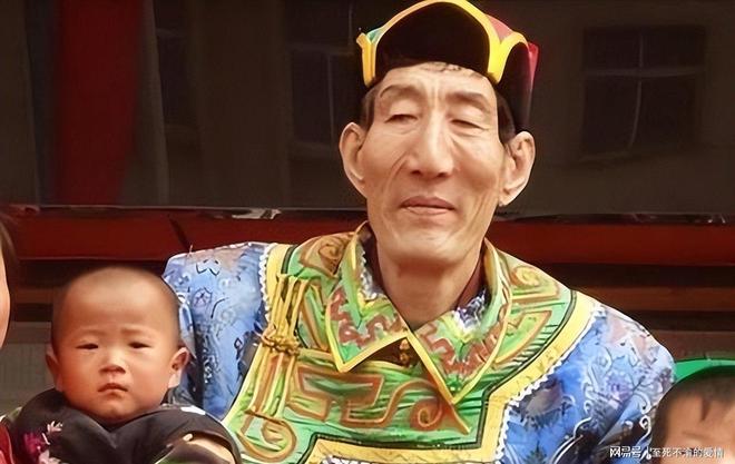 比利时国王造访球队驻地,鼓励球员击败西班牙