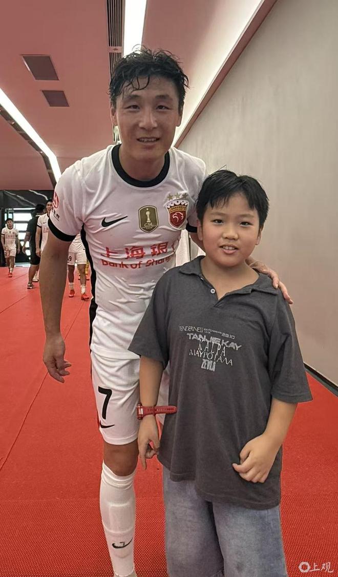 3战轰81分31助！广东20岁天才后卫疯狂崛起，能成下一个徐杰吗？