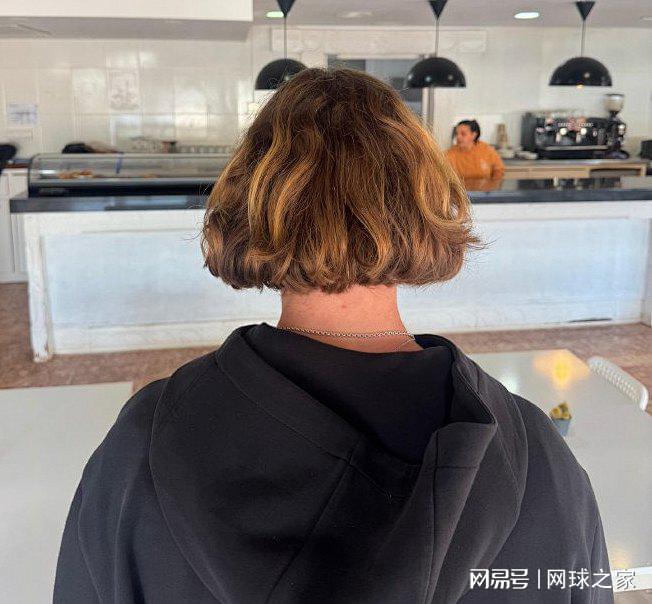 不止拉克鲁瓦!切尔西豪砸 7000 万英格兰天才,阿隆索重塑蓝军