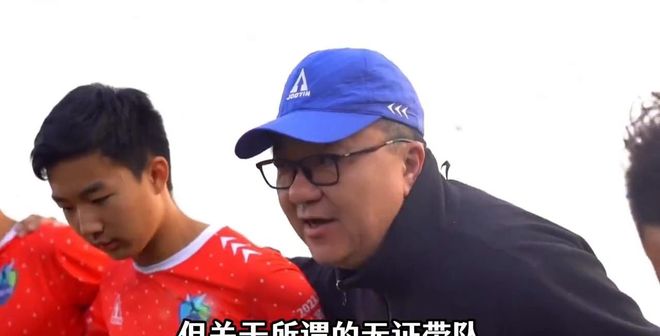 妈妈不到四个月就花光了子女给的十万赡养费，随后又要求儿子给100万，还不惜与儿女断绝关系