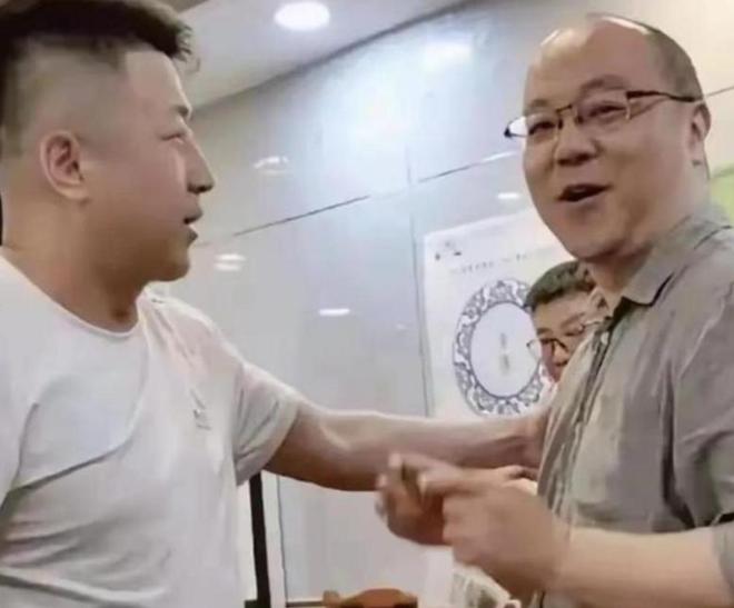 2026年法网截止目前最为精彩绝伦的比赛，昨晚今晨诞生了