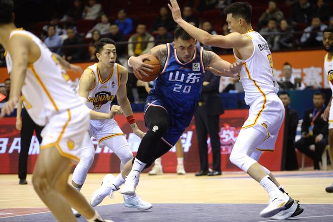 骑士新援状态不错!海佐尼亚28分7助率克罗地亚大胜:两分球8中8