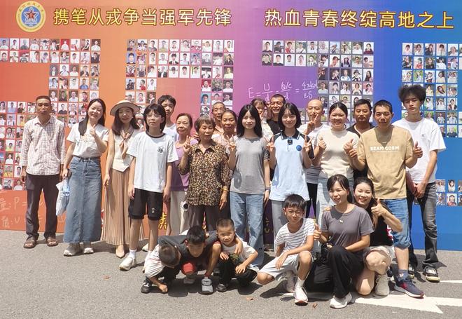 C罗呆立原地+泪如雨下!获评6.8分全队倒数第3 18岁亚马尔上前安慰