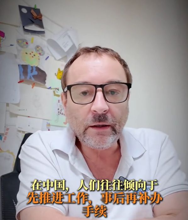 苹果宣布推出iPhone 18 Pro系列：Pro版起售价1199美元，约合人民币8046元，Pro Max版起售价1299美元，约合人民币8717元
