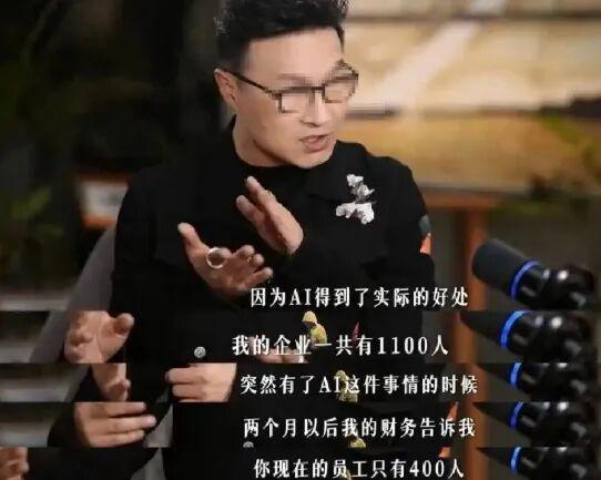 眼下美国最尴尬的情况就是,如果承认人民币被低估,中国的GDP马上就会超过美国,要是不承认,美国只能继续忍受中国的商品大量出口