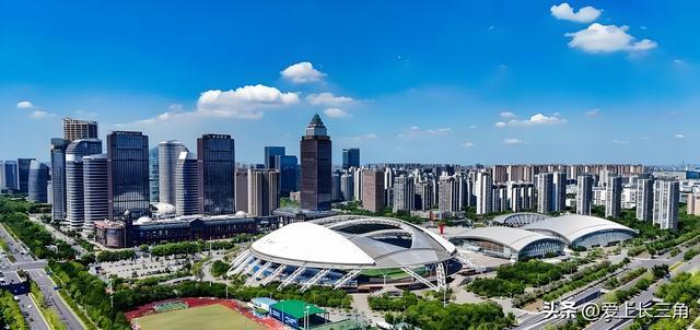 憋了几十年，姜武终于站出来辟谣！和姜文根本不是同母异父？