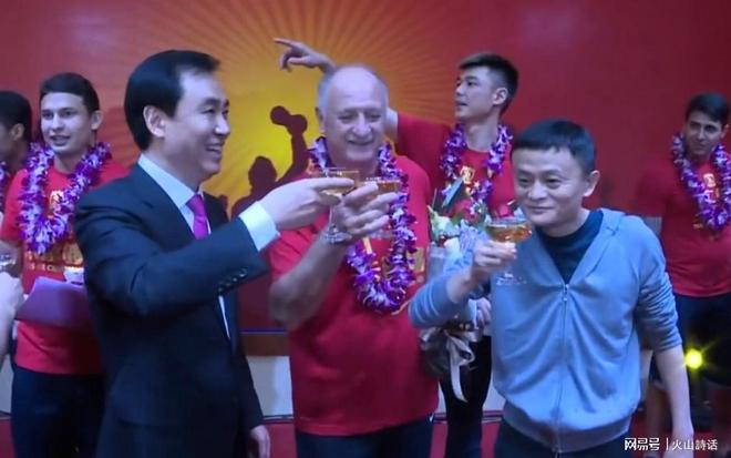 张小斐没要片酬赌《功夫女足》能火,票房破15亿她能拿多少钱?网友争论不休