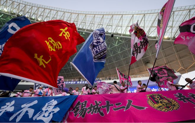 北京国安VS申花:达万客串中卫,塞鸟+孔特坐镇中场,曹永竞冲锋