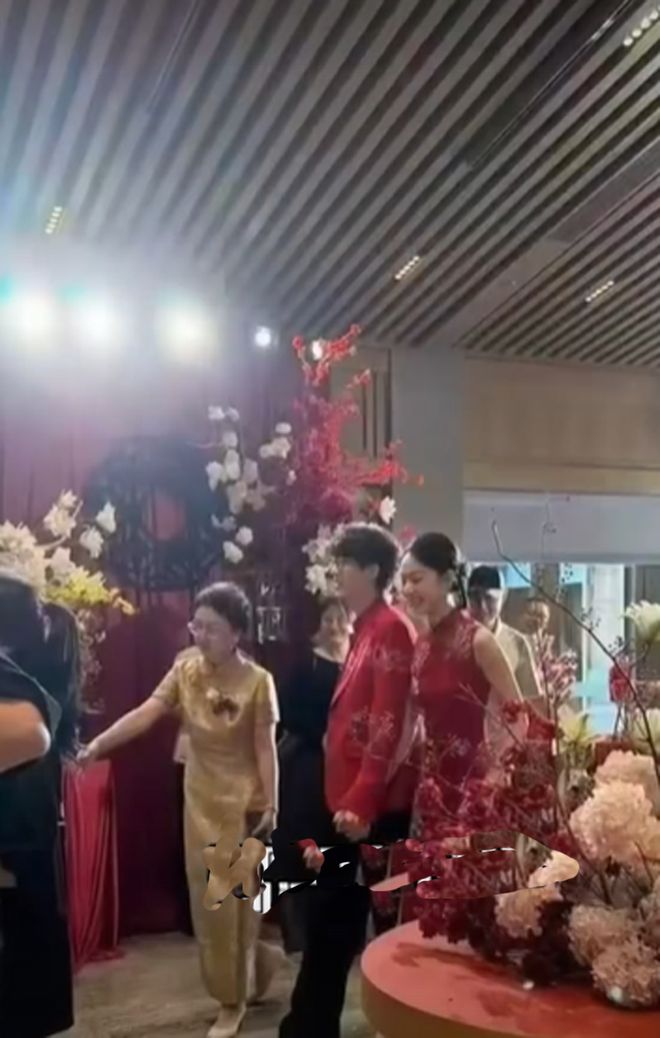 全部战平,世界杯历史首次单一比赛日两个小组全部平局