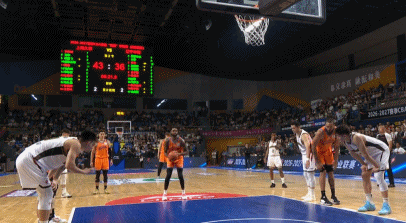 WNBA:自由人罚球绝杀天空 韩旭12分钟5+2正负值全队最高