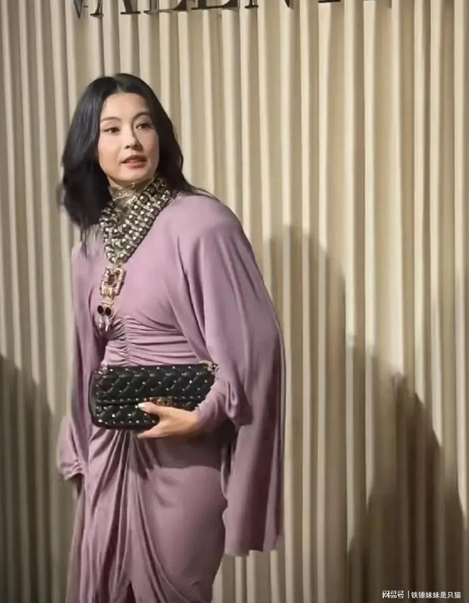 重返赛道,00后贵州姑娘李仁香在六盘水迎来全马首冠
