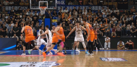 WNBA:自由人罚球绝杀天空 韩旭12分钟5+2正负值全队最高