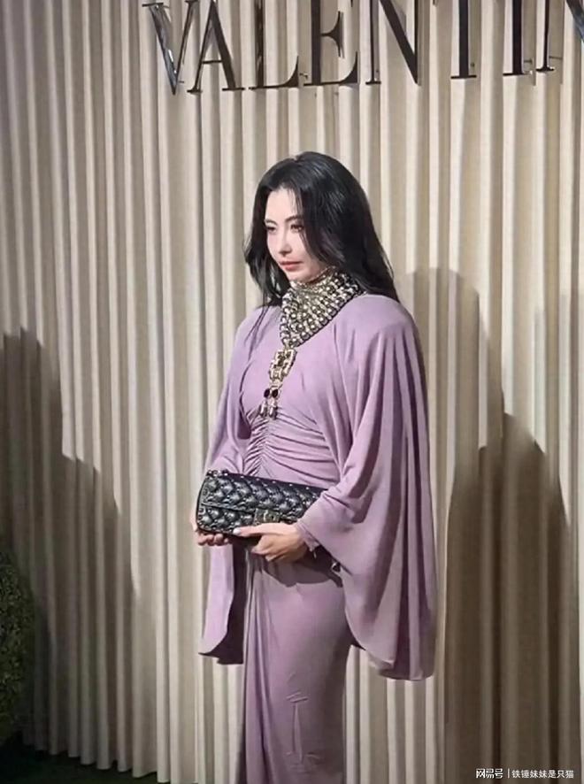 重返赛道,00后贵州姑娘李仁香在六盘水迎来全马首冠