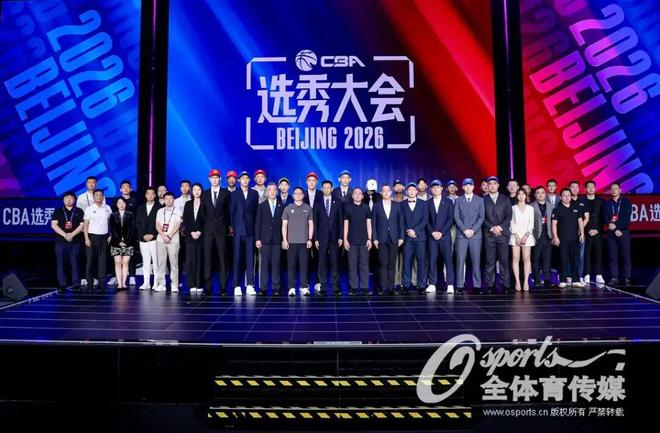 朴志洙之后!武汉三镇又迎来一位靠谱中卫,李昂已成球队防守核心