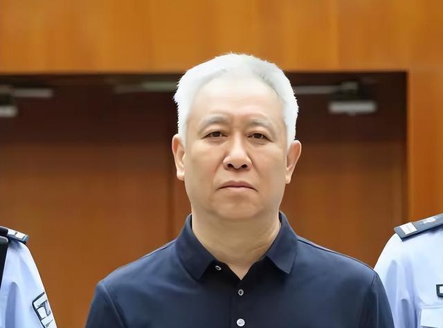 法国媒体注意到,特朗普对中国的态度似乎正在发生变化。